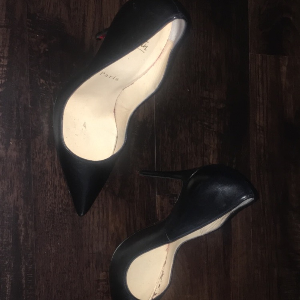 Authentic Christian Louboutin So Kate